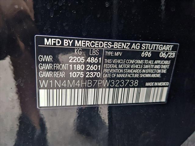 new 2023 Mercedes-Benz GLB 250 car, priced at $39,998