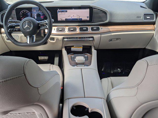 new 2025 Mercedes-Benz GLS 580 car, priced at $121,825