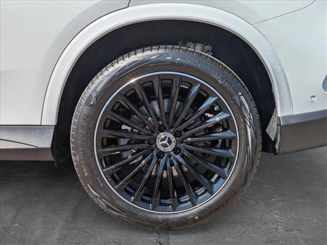 new 2025 Mercedes-Benz GLC 300 car, priced at $55,195