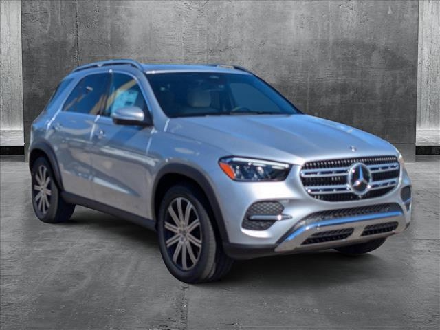 new 2025 Mercedes-Benz GLE 450 car, priced at $76,065