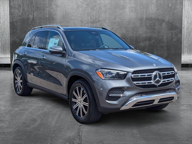 new 2025 Mercedes-Benz GLE 450 car, priced at $77,095