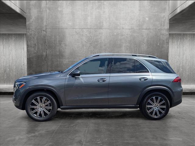 new 2025 Mercedes-Benz GLE 450 car, priced at $77,095