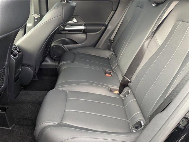 new 2025 Mercedes-Benz GLA 250 car, priced at $42,250