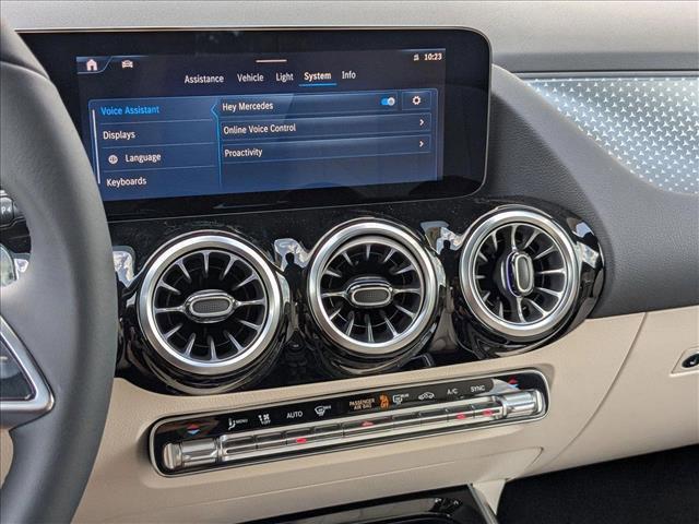 new 2025 Mercedes-Benz GLA 250 car, priced at $44,345