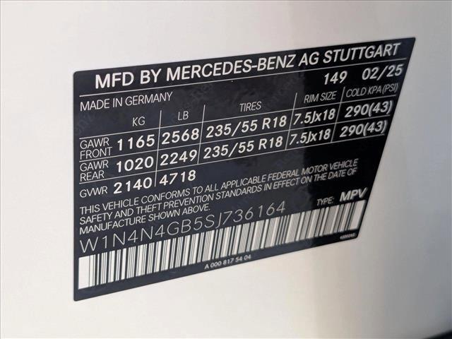 new 2025 Mercedes-Benz GLA 250 car, priced at $44,345