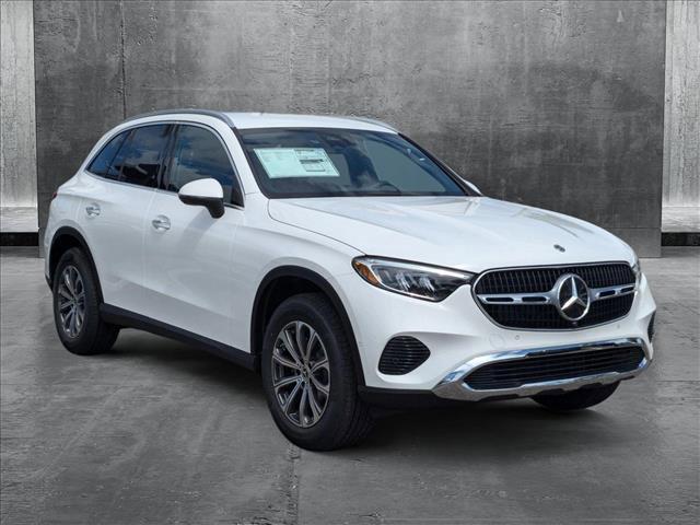 new 2025 Mercedes-Benz GLC 300 car, priced at $55,515