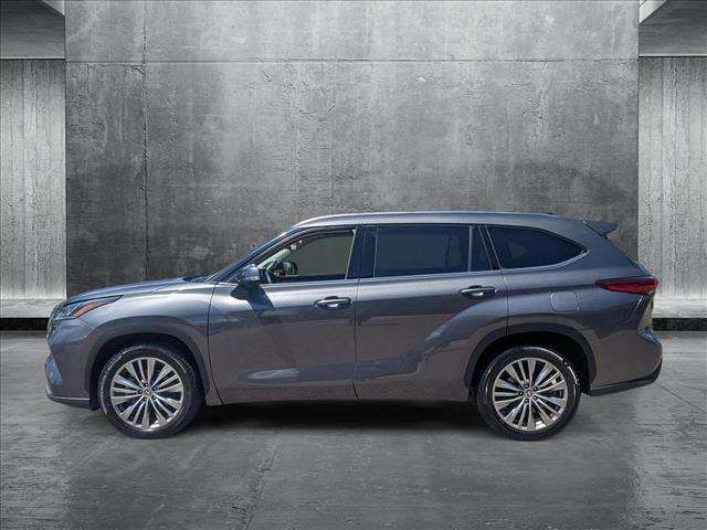 used 2022 Toyota Highlander Hybrid car, priced at $37,640