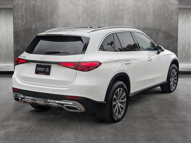 new 2024 Mercedes-Benz GLC 300 car, priced at $50,645