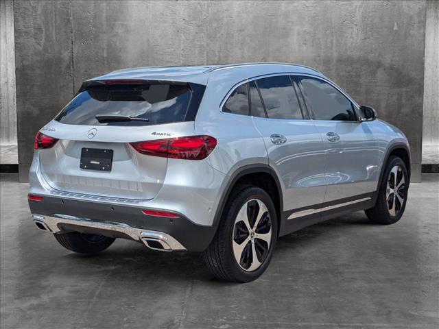 new 2025 Mercedes-Benz GLA 250 car, priced at $52,820