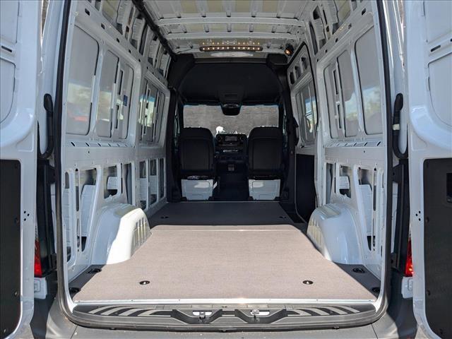 new 2024 Mercedes-Benz Sprinter 2500 car, priced at $78,134