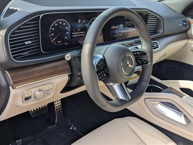 new 2025 Mercedes-Benz GLS 450 car, priced at $98,075