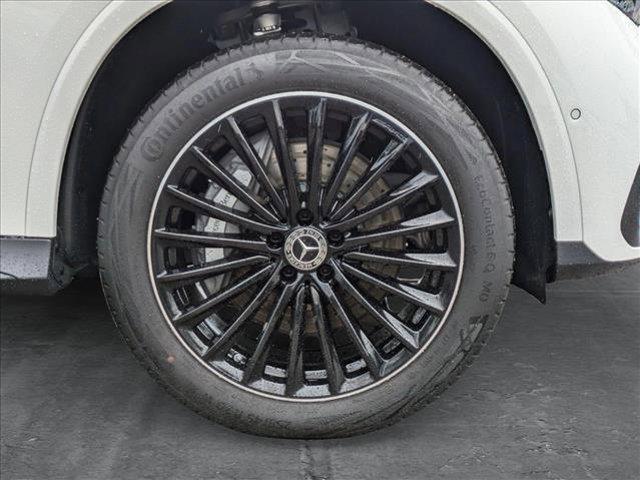new 2025 Mercedes-Benz GLC 300 car, priced at $55,685