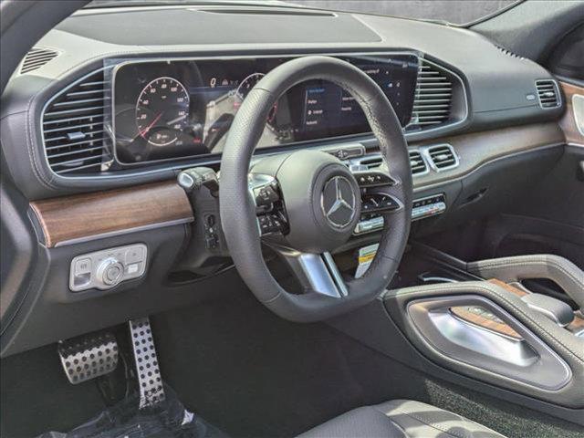 new 2025 Mercedes-Benz GLS 450 car, priced at $95,365
