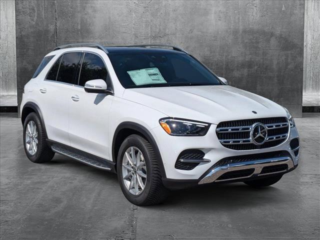new 2025 Mercedes-Benz GLE 450 car, priced at $80,615