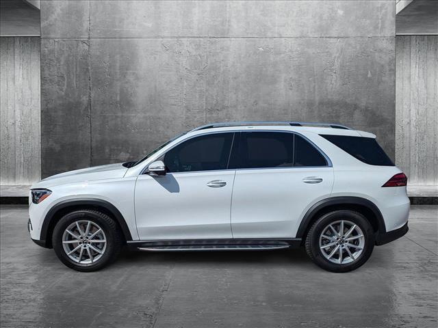 new 2025 Mercedes-Benz GLE 450 car, priced at $80,615