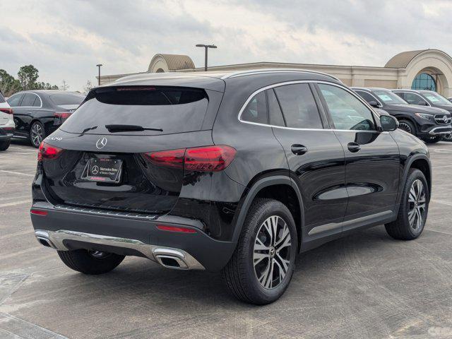 new 2025 Mercedes-Benz GLA 250 car, priced at $42,250