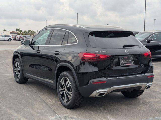 new 2025 Mercedes-Benz GLA 250 car, priced at $42,250