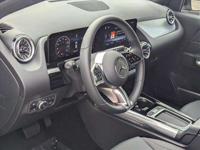 new 2025 Mercedes-Benz GLA 250 car, priced at $44,345