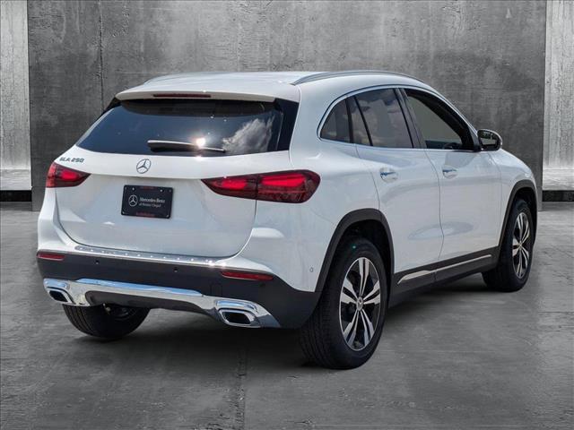 new 2025 Mercedes-Benz GLA 250 car, priced at $44,345