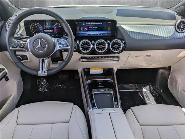 new 2025 Mercedes-Benz GLA 250 car, priced at $44,345