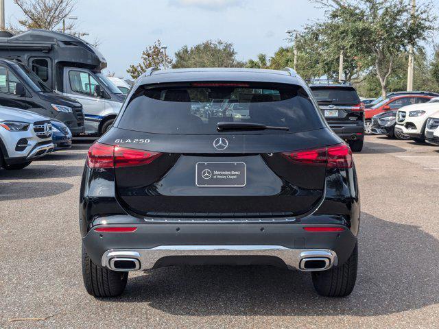 new 2025 Mercedes-Benz GLA 250 car, priced at $44,345