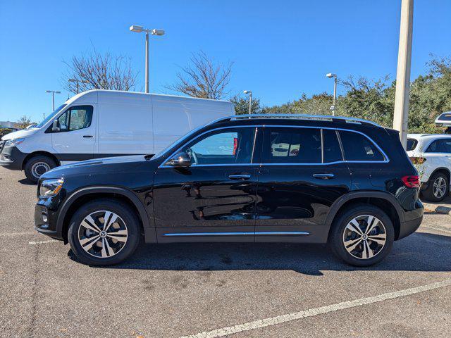 new 2025 Mercedes-Benz GLB 250 car, priced at $47,145