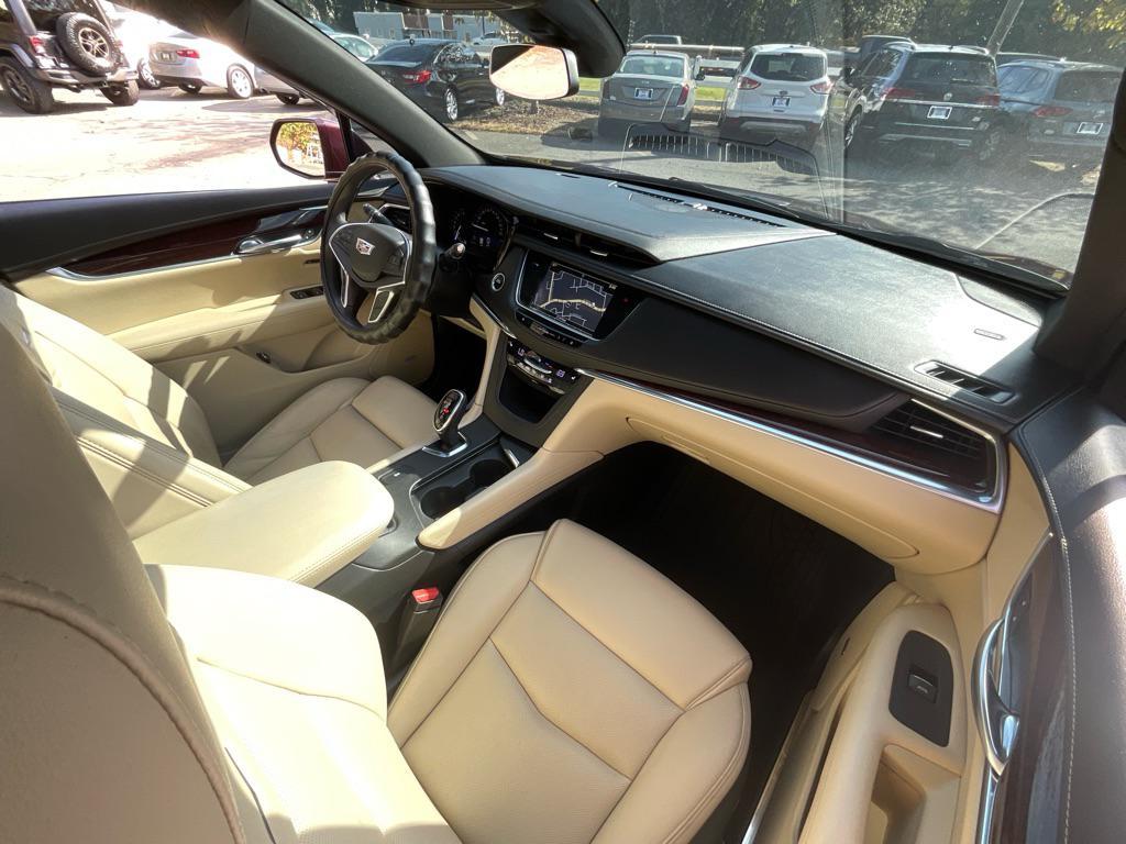 used 2017 Cadillac XT5 car, priced at $14,985