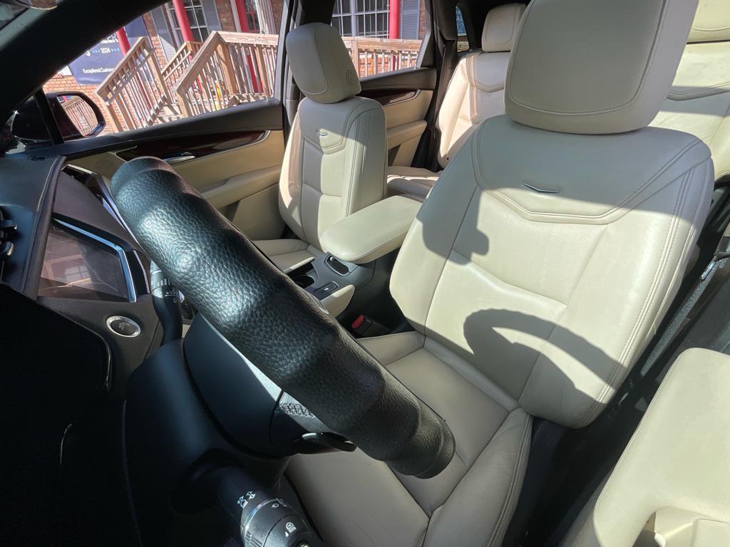 used 2017 Cadillac XT5 car, priced at $14,985