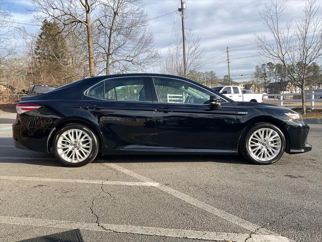 used 2018 Toyota Camry Hybrid car, priced at $17,485