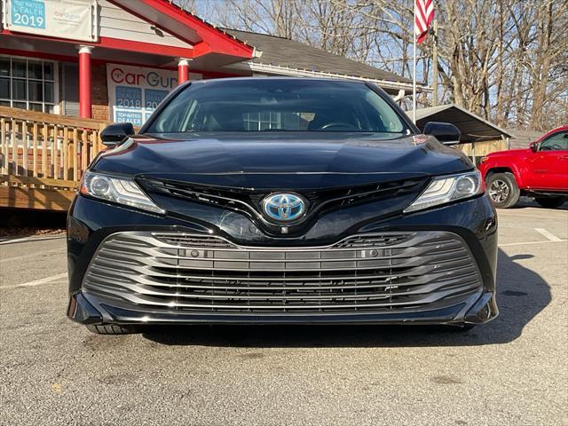 used 2018 Toyota Camry Hybrid car, priced at $17,485