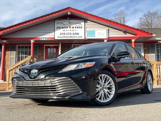 used 2018 Toyota Camry Hybrid car, priced at $17,485