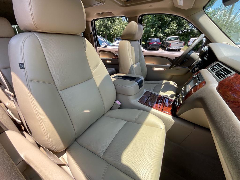 used 2014 Chevrolet Suburban car, priced at $19,985