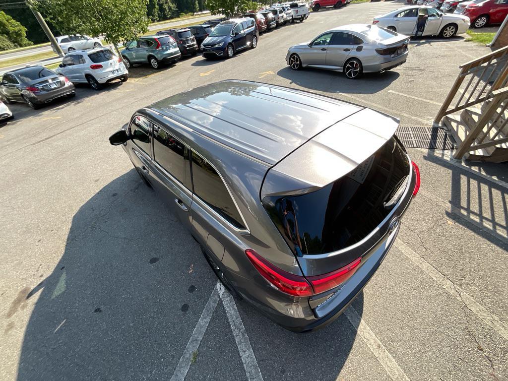 used 2019 Toyota Highlander car, priced at $20,485