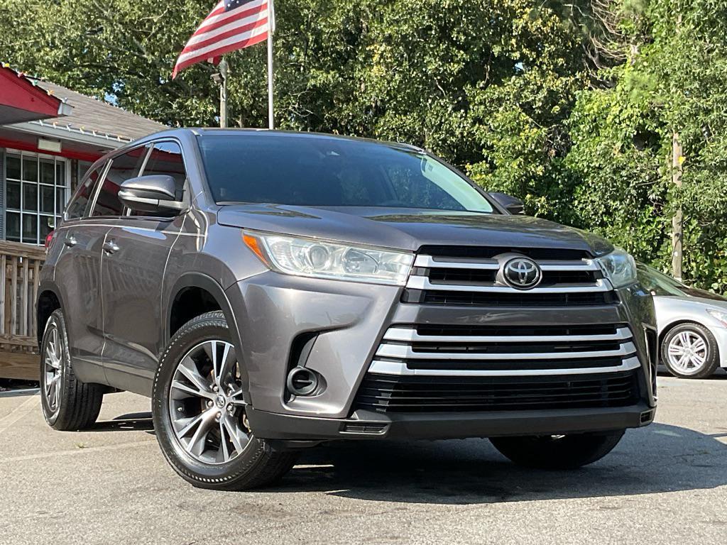 used 2019 Toyota Highlander car, priced at $20,485