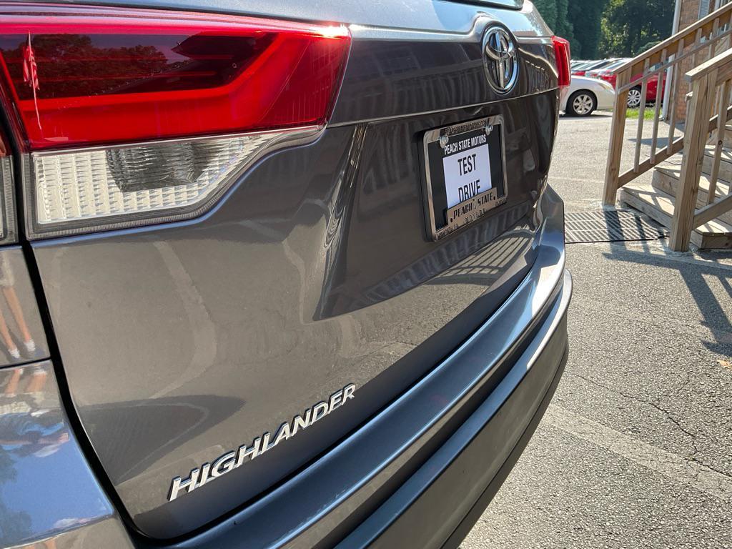 used 2019 Toyota Highlander car, priced at $20,485