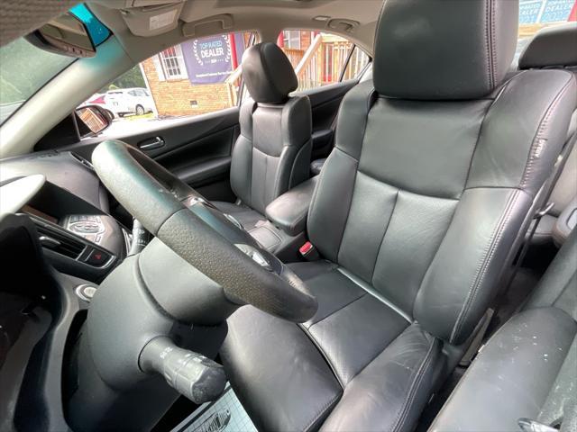 used 2014 Nissan Maxima car