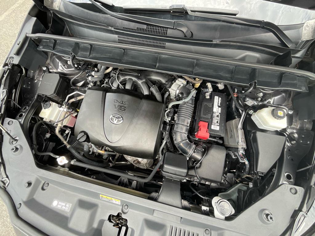 used 2020 Toyota Highlander car, priced at $17,985