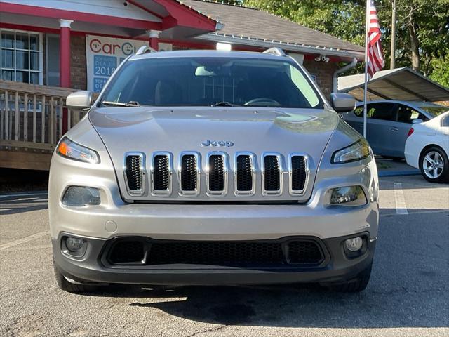 used 2015 Jeep Cherokee car, priced at $9,985
