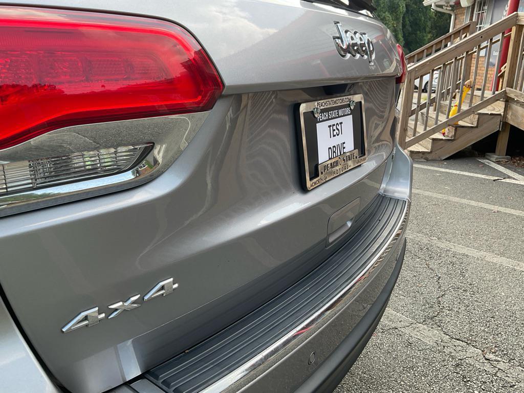 used 2019 Jeep Grand Cherokee car, priced at $15,485