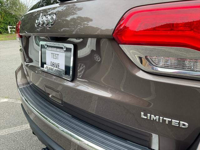 used 2018 Jeep Grand Cherokee car, priced at $18,685
