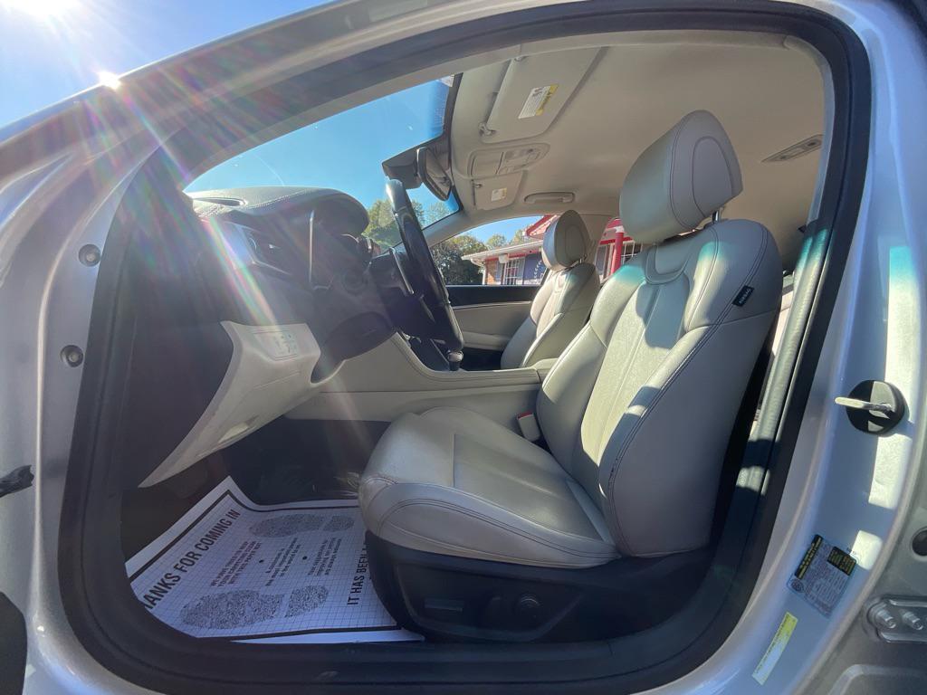 used 2019 Genesis G70 car, priced at $17,485