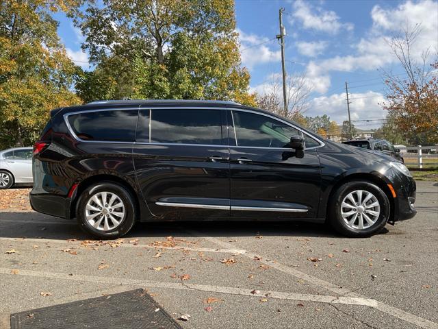 used 2019 Chrysler Pacifica car, priced at $13,985