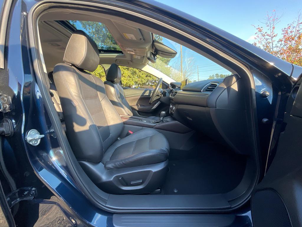 used 2016 Mazda Mazda6 car, priced at $11,485