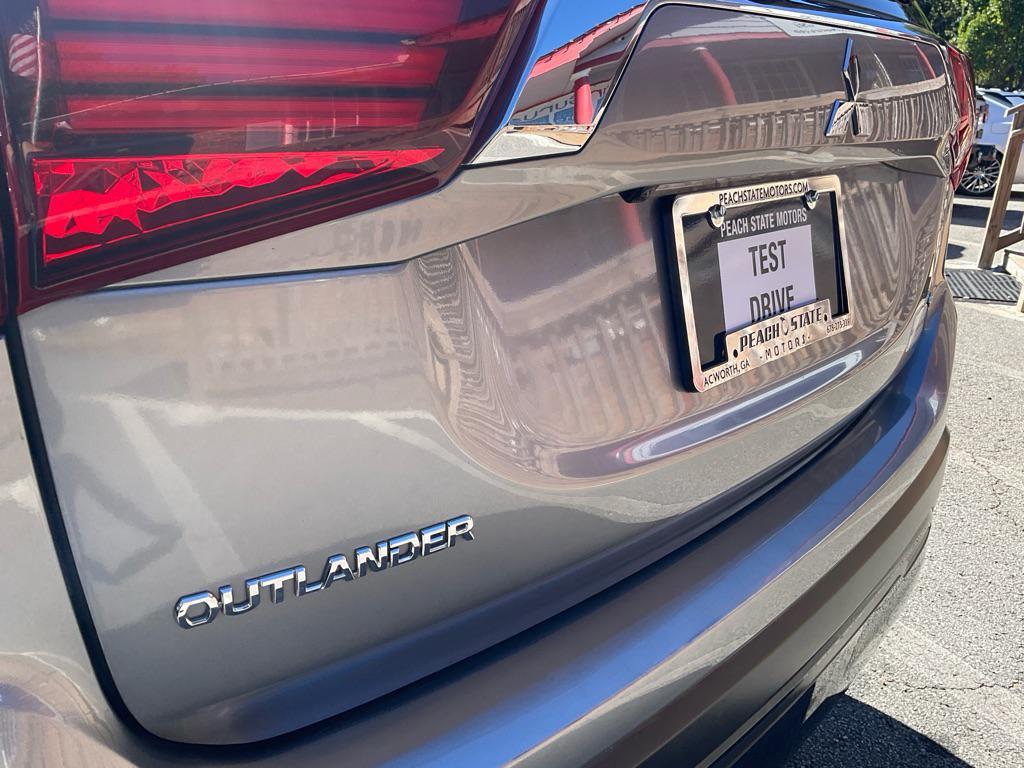 used 2020 Mitsubishi Outlander car, priced at $11,985