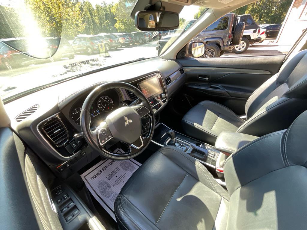 used 2020 Mitsubishi Outlander car, priced at $11,985