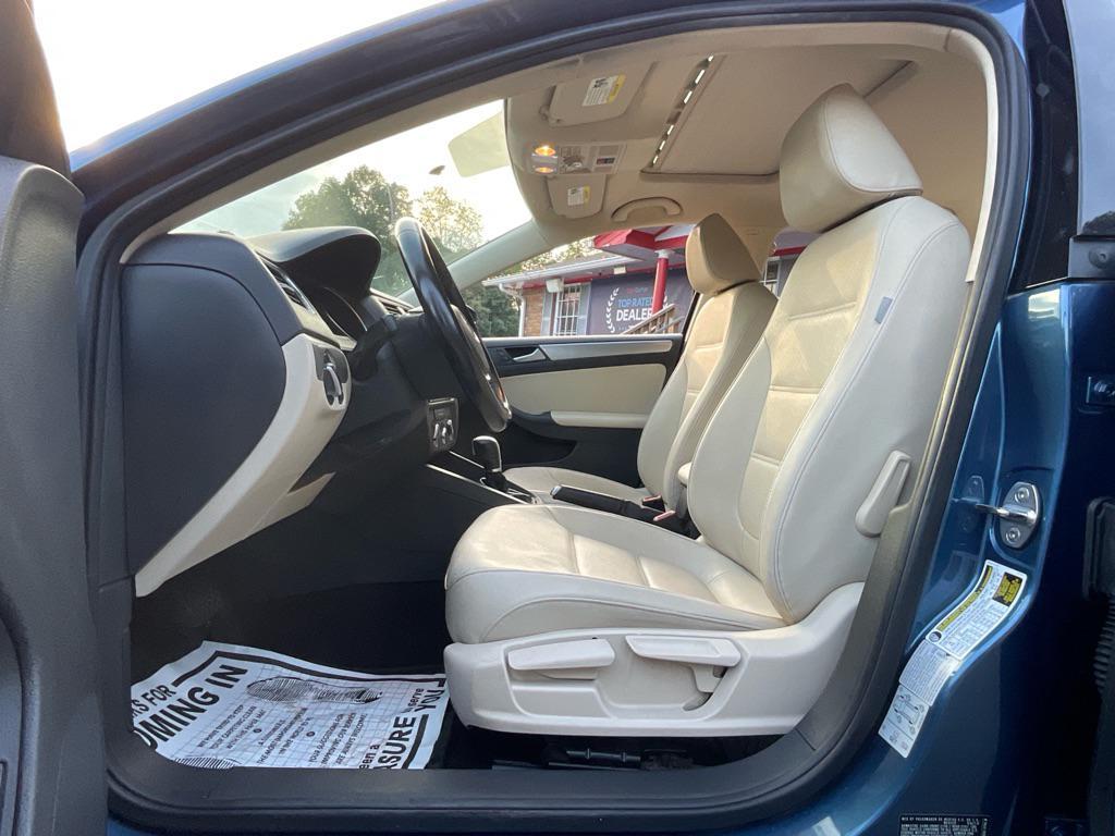 used 2017 Volkswagen Jetta car, priced at $10,985