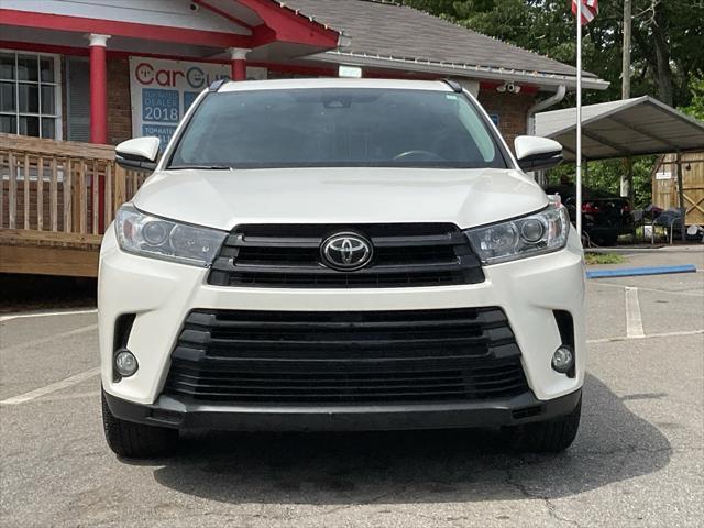 used 2017 Toyota Highlander car