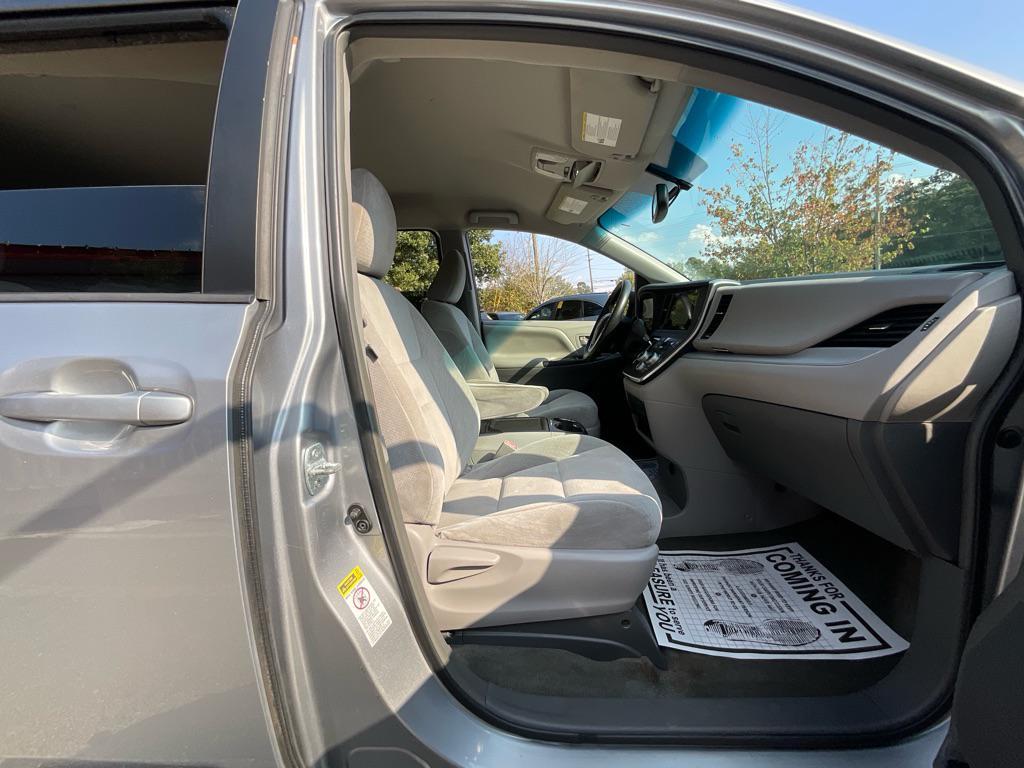 used 2015 Toyota Sienna car, priced at $12,985