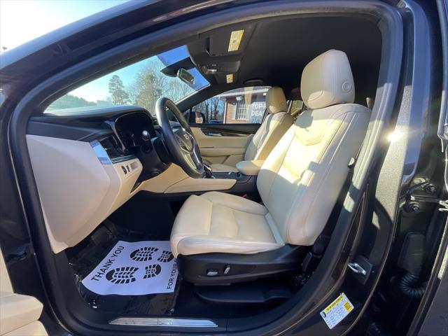 used 2017 Cadillac XT5 car, priced at $14,685