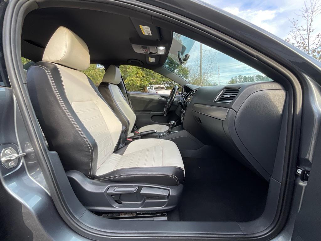 used 2016 Volkswagen Jetta car, priced at $6,685